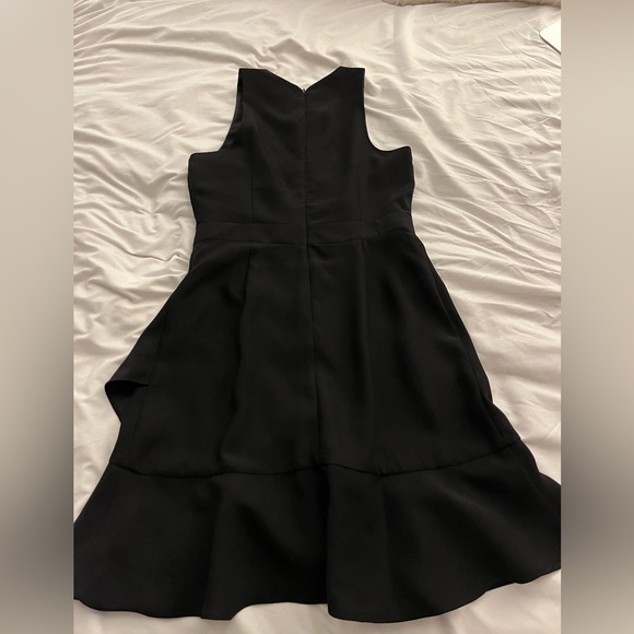 Banana Republic Little Black Dress, Size 6 - Picture 2 of 4